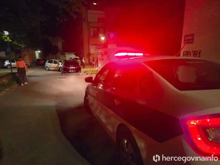 Mostar: Dvije osobe povrijeđene u sudaru dva vozila u Cernici