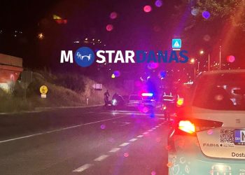 Saobraćajna nesreća u Opinama: Sudar dva automobila na M-17 kod podvožnjaka