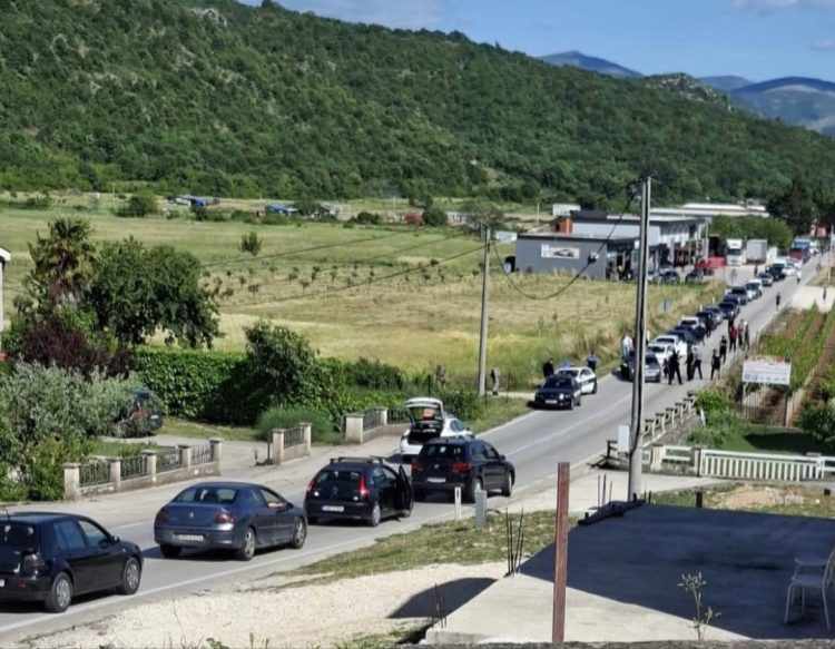 Hercegovina: Sudar četiri automobila uzrokovao velike gužve