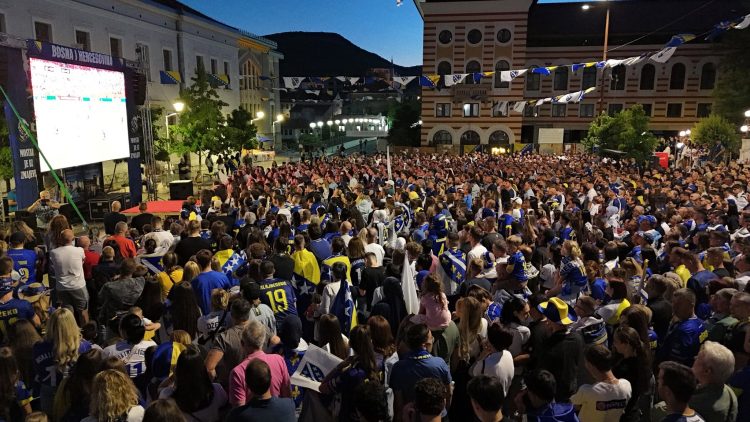 Navijanje pod otvorenim nebom: Fan zona na Musali za duel Bosne i Hercegovine i Švicarske uz bogat program za sve generacije