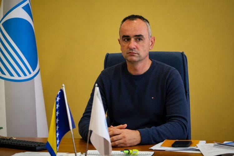 Rahimić: Prioritet je gašenje požara, a ne političko profitiranje na nesreći građana
