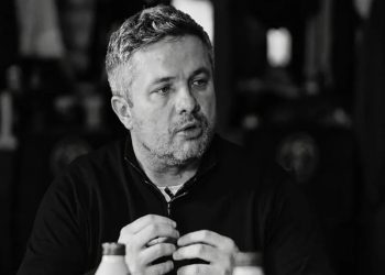 Preminuo Edin Avdić, novinar i komentator