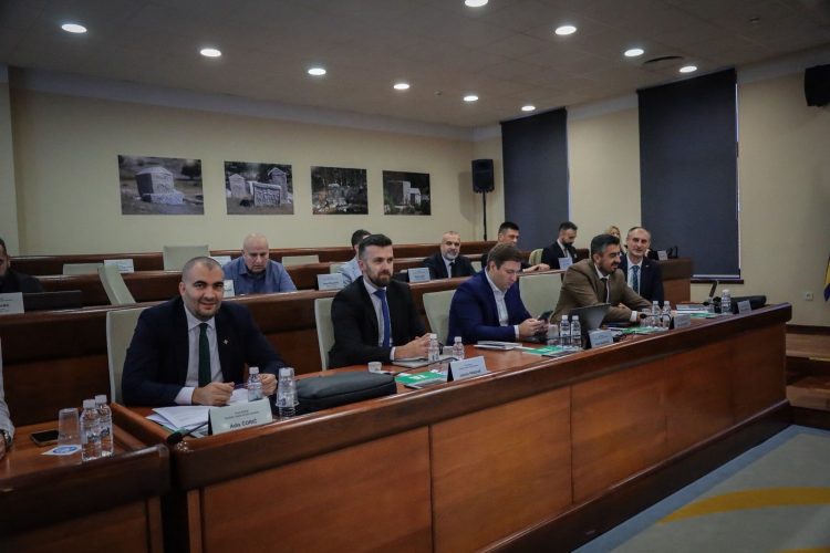 Klub Bošnjaka: “Ostajemo pri svojim stavovima, na sjednicu dolazimo isključivo zbog podrške investicijskoj šansi za mostarski aerodrom”