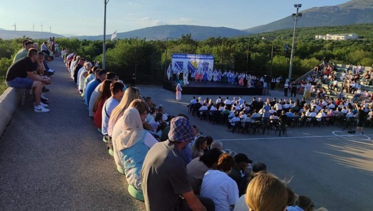 “Putevima pobjede Armije RBiH”: Centralna manifestacija održana u Podveležju