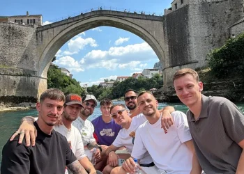 Prije sedam dana se vozali pod Starim mostom, pa počeli da odlaze iz Veleža jedan za drugim