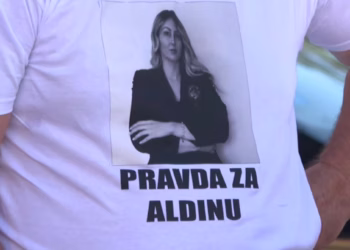 Svjedočenje druge prijateljice Aldine Jahić: “Uletjela je u auto i legla na zadnje sjedište da je ne vidi”
