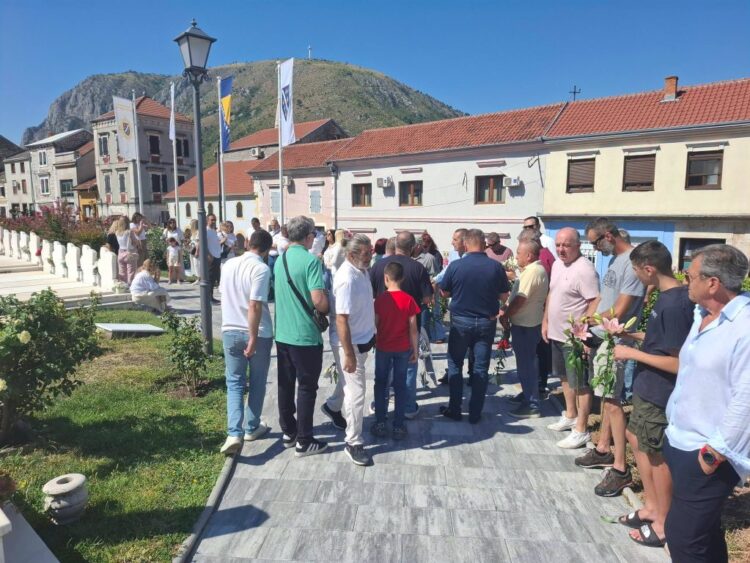 Obilježena 33. godišnjica smrti heroja Mostara: Mirza Humo ostaje simbol hrabrosti i odbrane grada