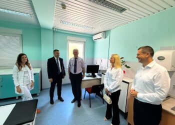 Ministar Hurtić u Mostaru: Ministarstvo za ljudska prava i izbjeglice BiH finansiralo nabavku ginekološkog ultrazvuka u Mostaru