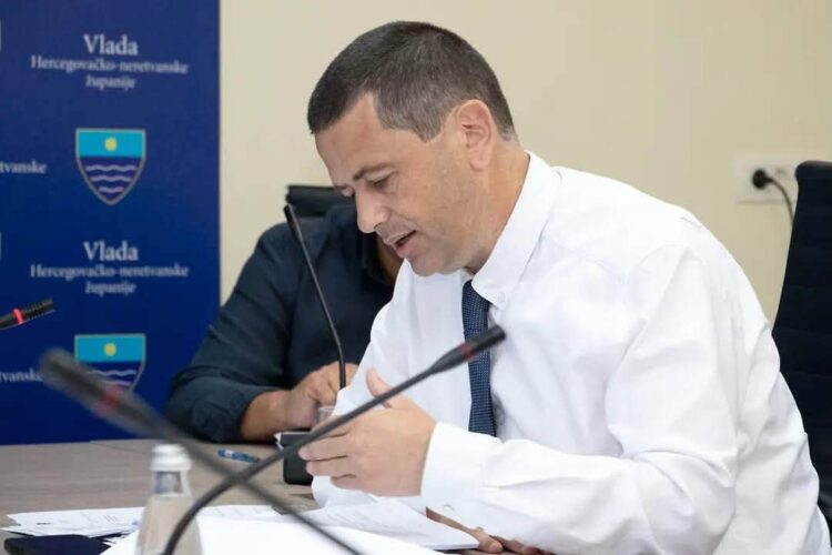 Ministar Šuta osudio skrnavljenje vjerskih objekata u Međugorju: Očekujem jednaku odlučnost MUP-a HNK u svim slučajevima