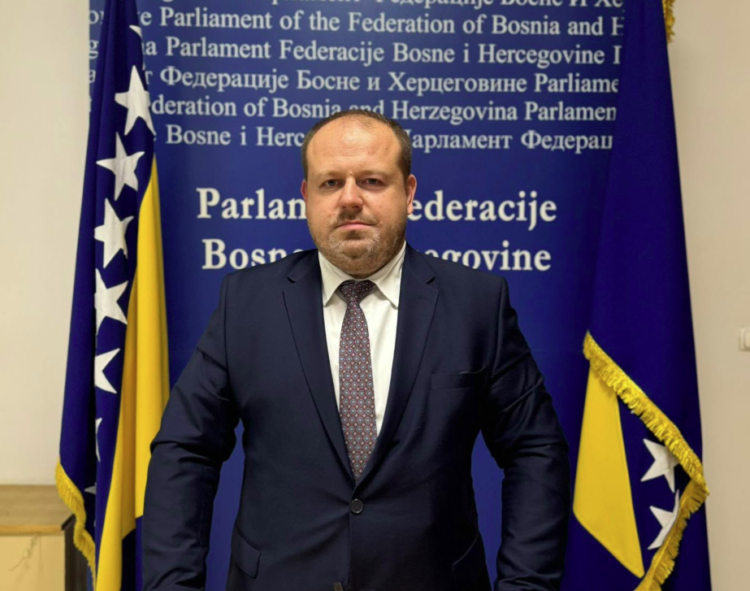 Šabanović: Otkazi za 18 radnika dio su politike HDZ-a i gradonačelnika Kordića