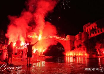 “Crvena noć” okupila Veležovu porodicu pod sloganom “Put u Evropu – priča koju smo zajedno napisali”