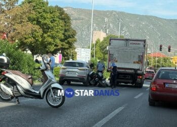 Dvije saobraćajne nesreće izazvale saobraćajni kolaps u Mostaru