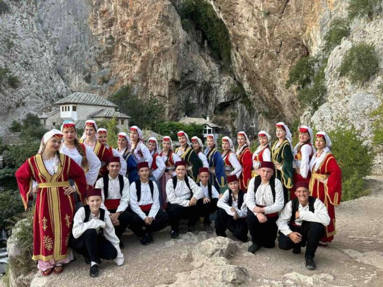 “Susreti prijateljstva”: Blagaj spreman za veliku folklornu večer