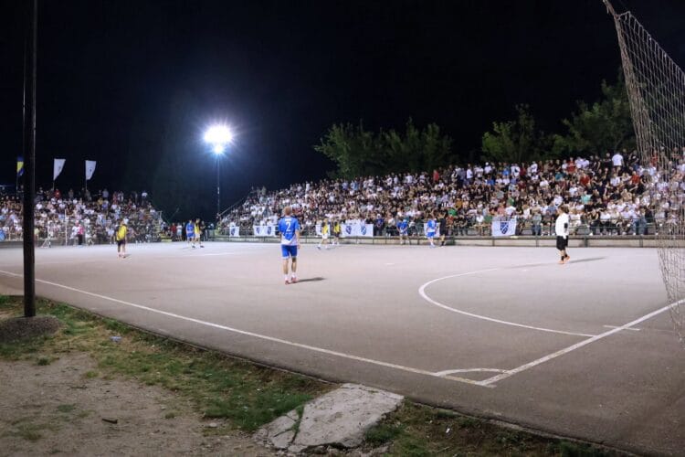 Futsal spektakl ulazi u završnicu: Večeras polufinalna noć 30. memorijala “Omer Tipura – Dedin”