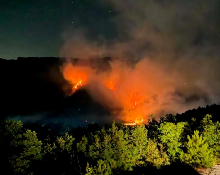 Požari širom HNK: Od Mostara do Neuma brojna požarišta, Konjic i dalje vodi najtežu bitku s vatrom