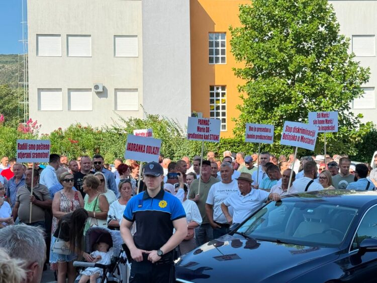 Nakon otkaza za 22 radnika bošnjačke nacionalnosti, JP Komunalno Mostar raspisalo konkurs za 14 novih radnika