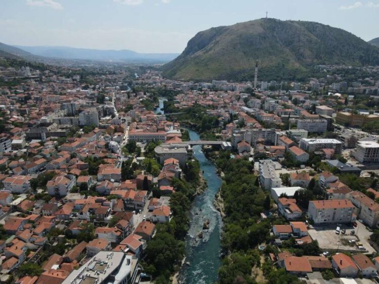 Nakon godina u alternativnom smještaju, 24 mostarske porodice dobijaju nove domove