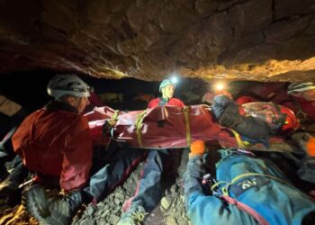 Akcija spašavanja u Hercegovini: Talijanska speleologinja povrijeđena u pećini Provalija, spasioci je izvlačili s dva kilometra dubine
