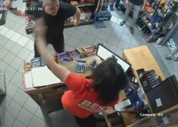 Hercegovina: Pijan tukao radnika na benzinskoj pumpi, ostali stajali i gledali