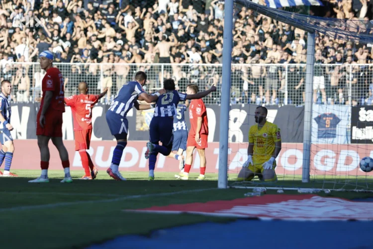 Četvrti poraz Veleža: Željezničar na Grbavici slavio protiv Rođenih sa 3:1